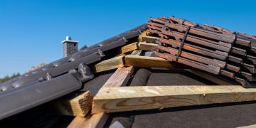 Montaj acoperiș fără riscuri pentru afacerea ta